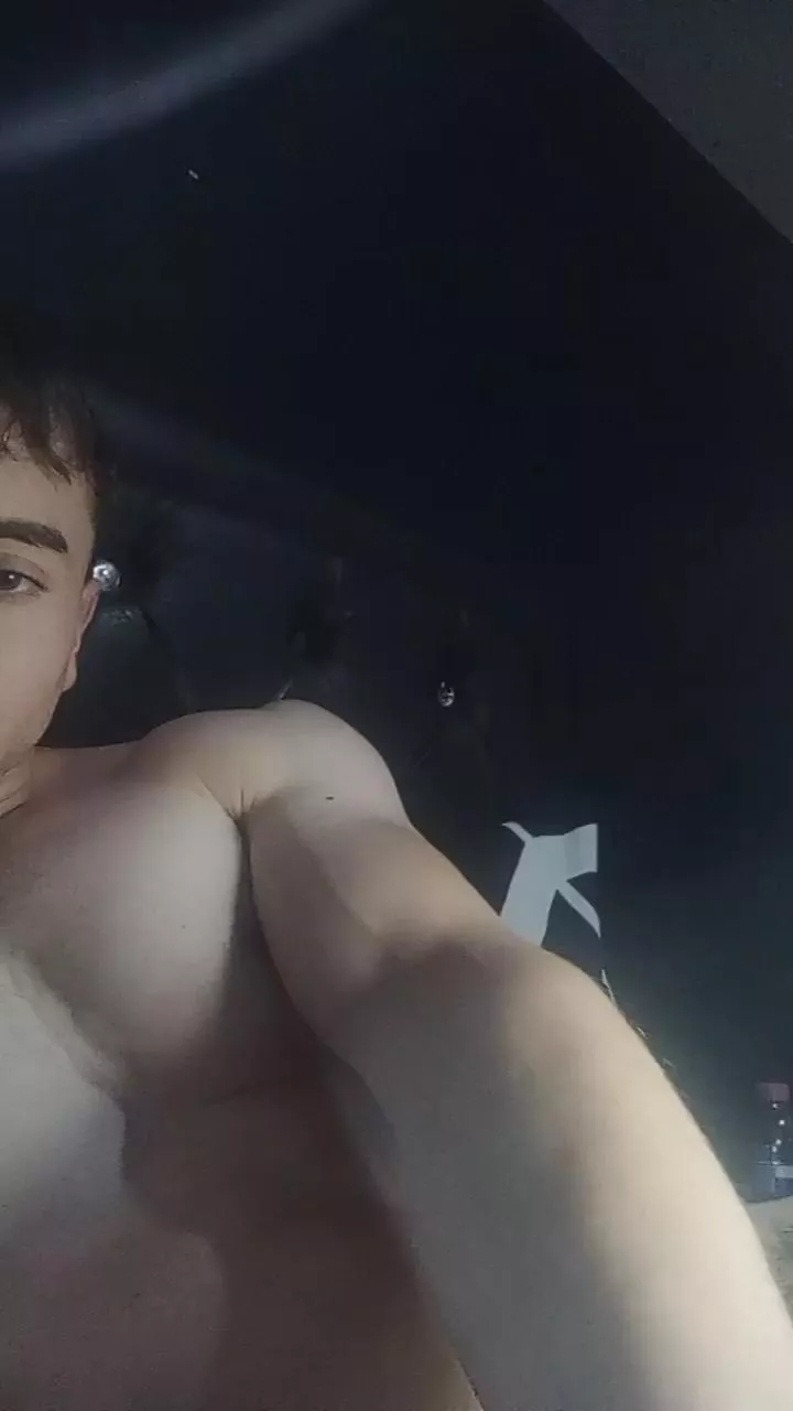 Offline Sweetie_david on Cam4