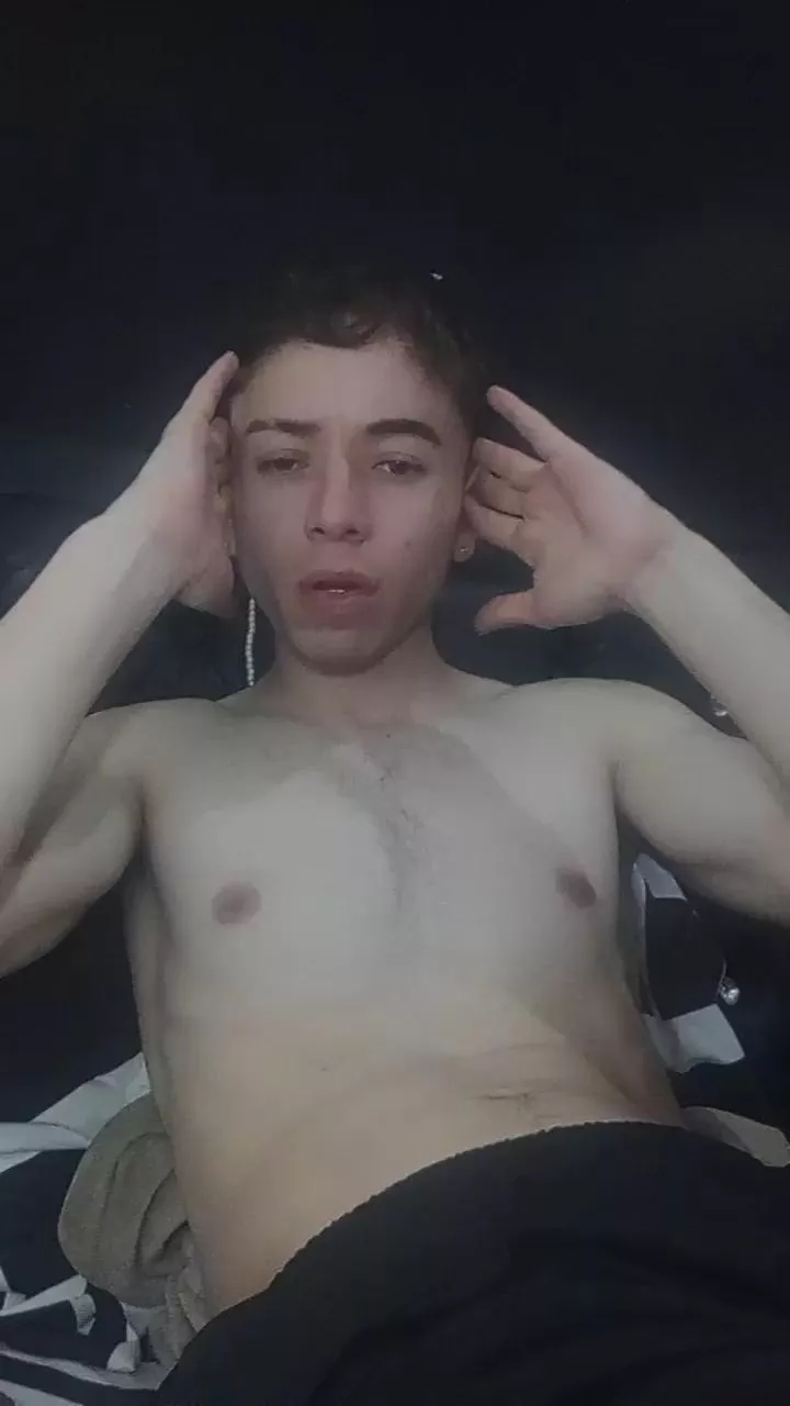 Offline Sweetie_david on Cam4