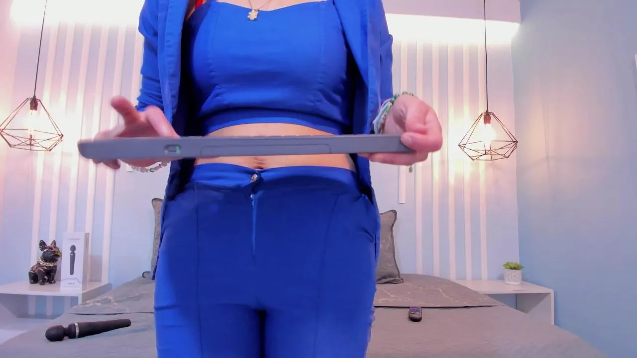 Offline SweetStarr_ on Cam4