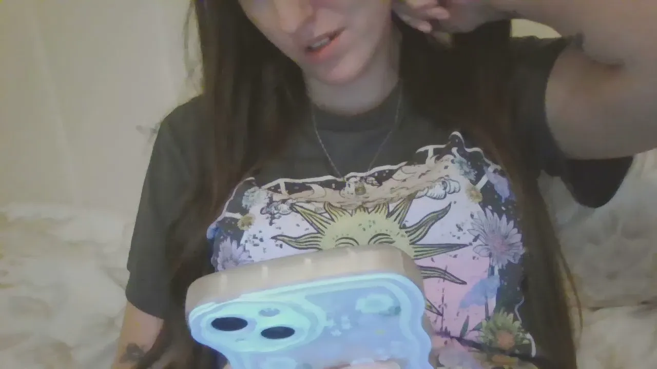 Offline SweetTinyAnniex on Cam4