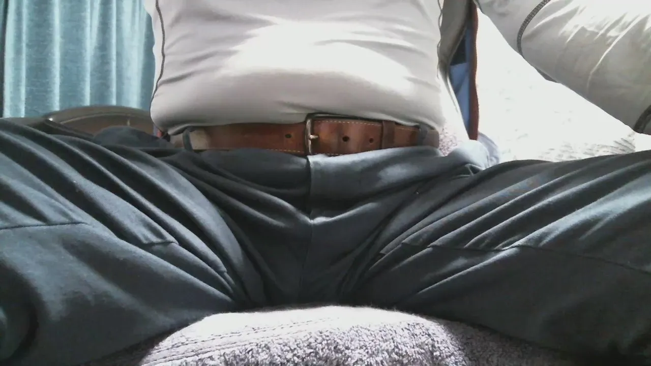 Offline takeshi6422 on Cam4