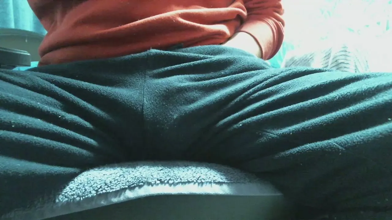 Offline takeshi6422 on Cam4