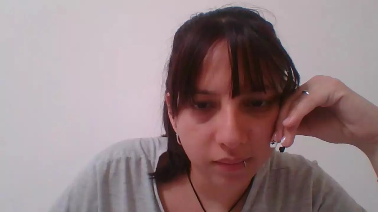 Offline talia_tovar on Cam4