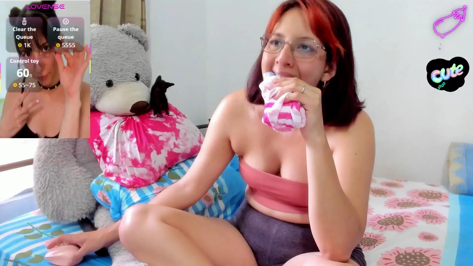 Offline talia_tovar on Cam4