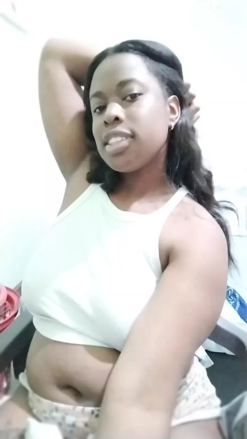 Offline TamaraSiens on Cam4