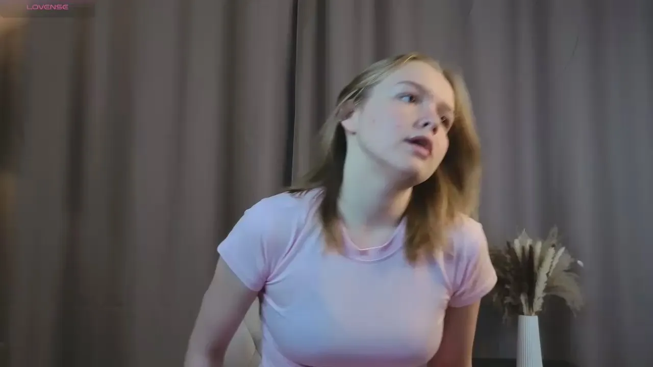 Offline TawannaRish on Cam4