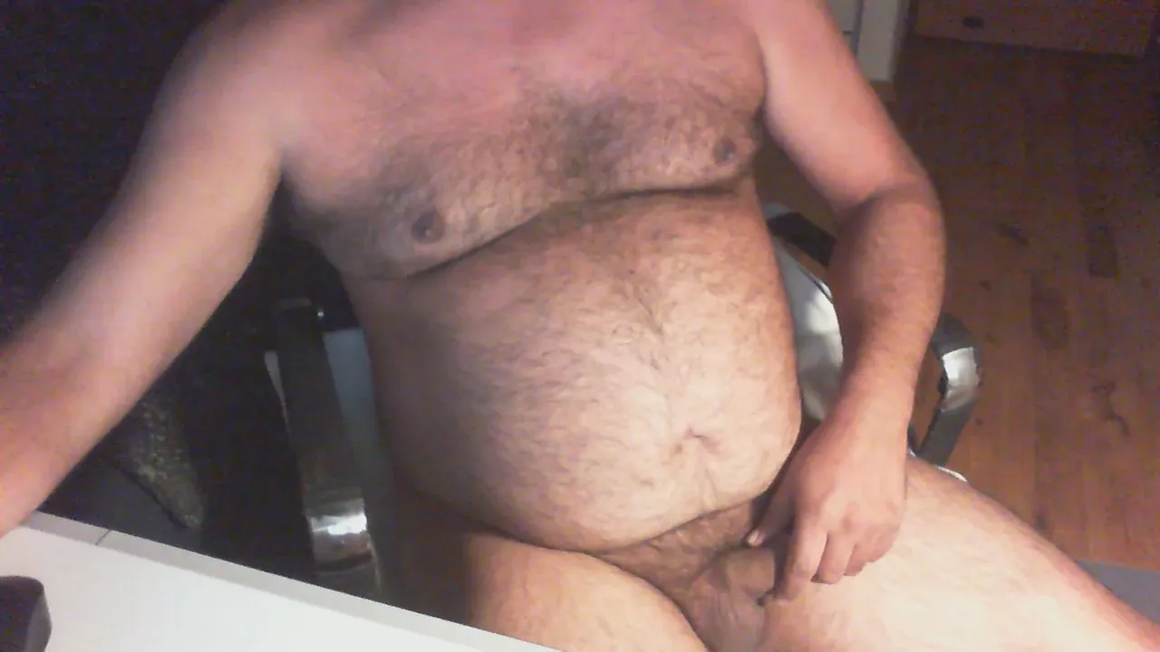 Offline tdbd81 on Cam4
