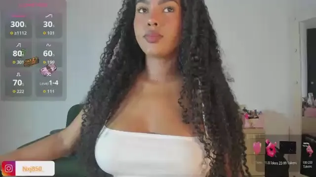 Offline Teresa_Coluchi on Cam4