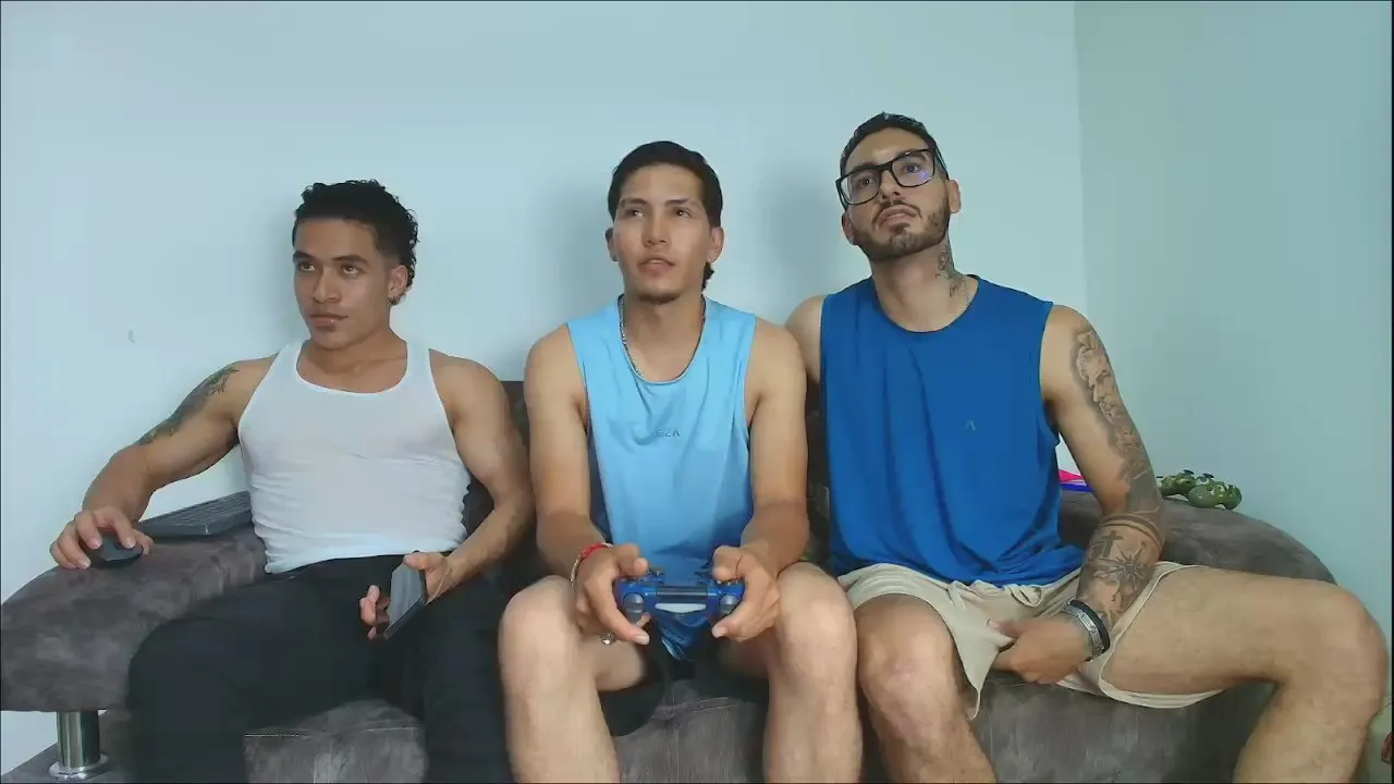 Offline thebadboys01 on Cam4