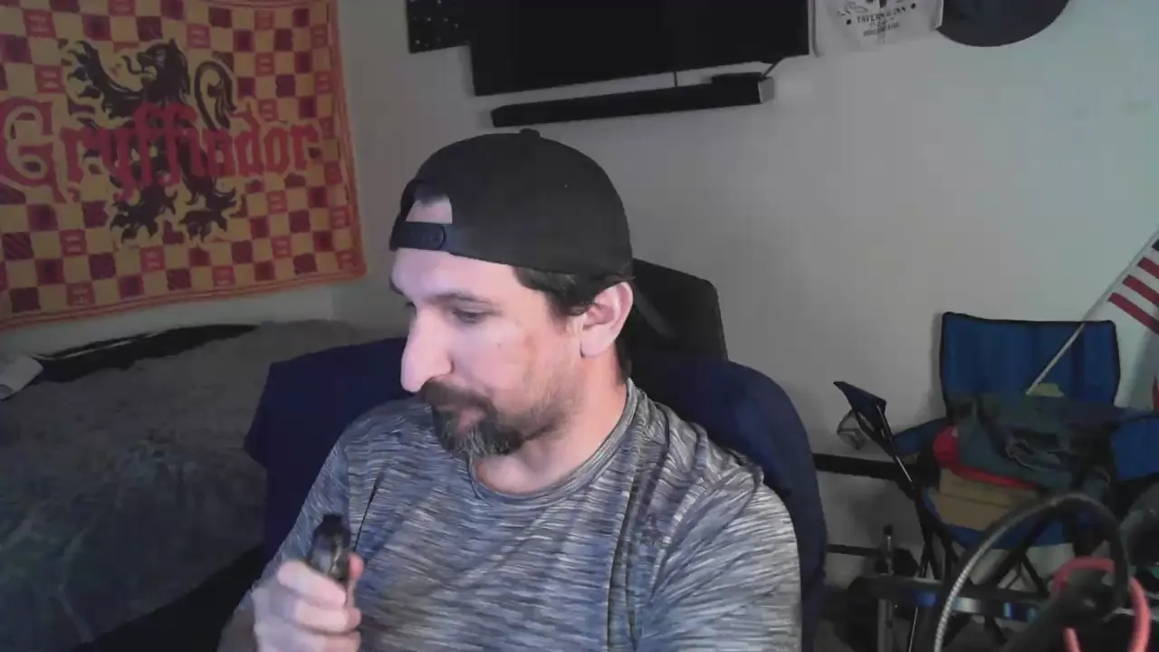 Offline TheDevilPup75 on Cam4