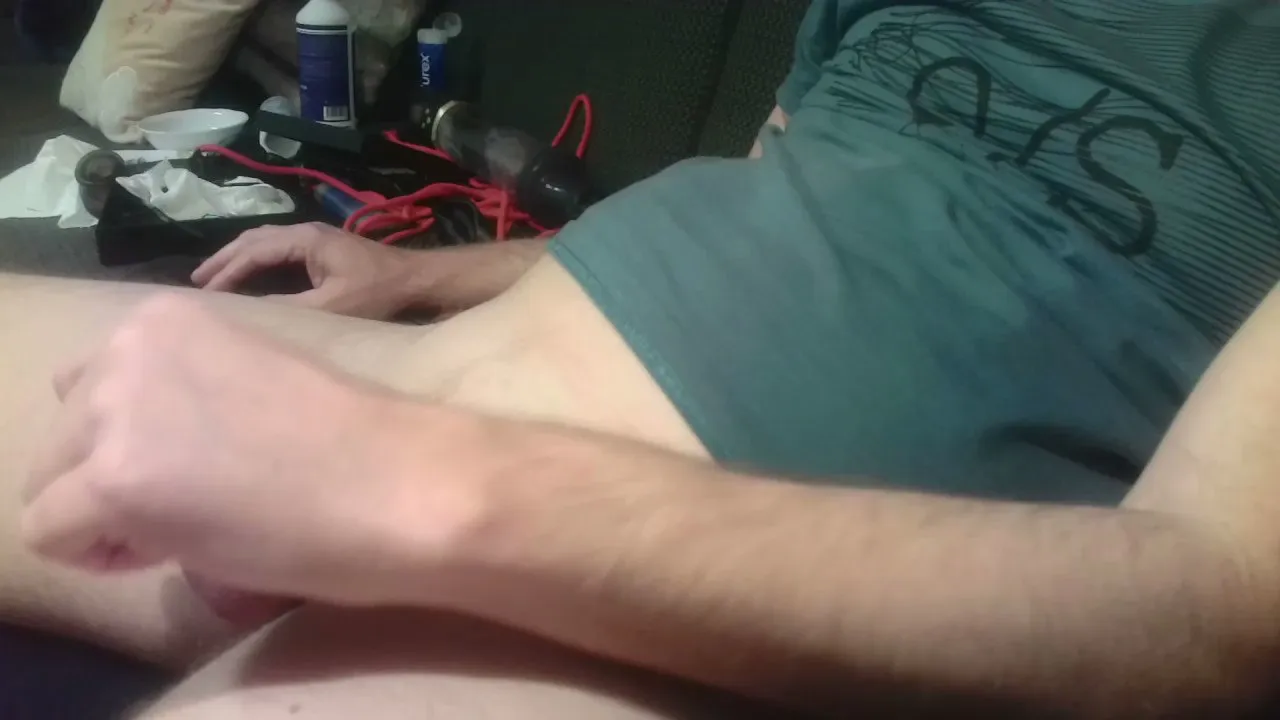 Offline thom8 on Cam4