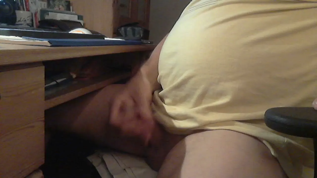 Offline thomas2187 on Cam4