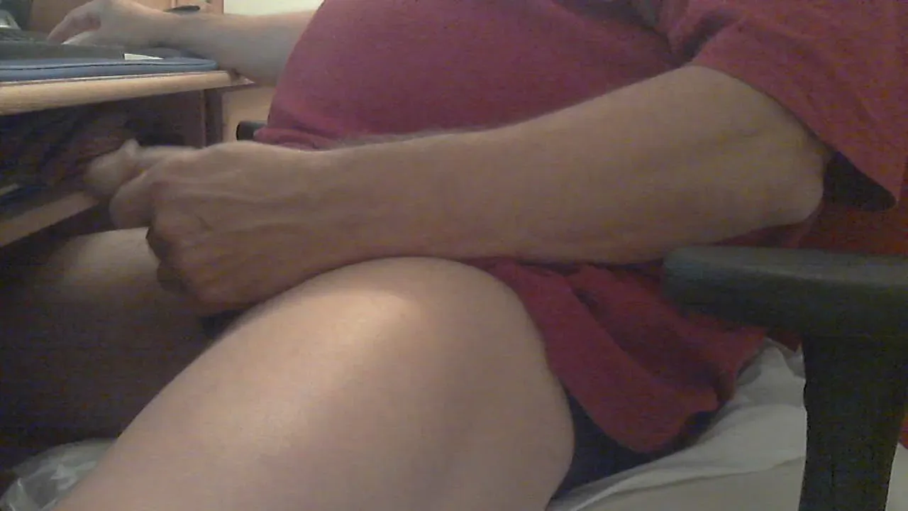 Offline thomas2187 on Cam4