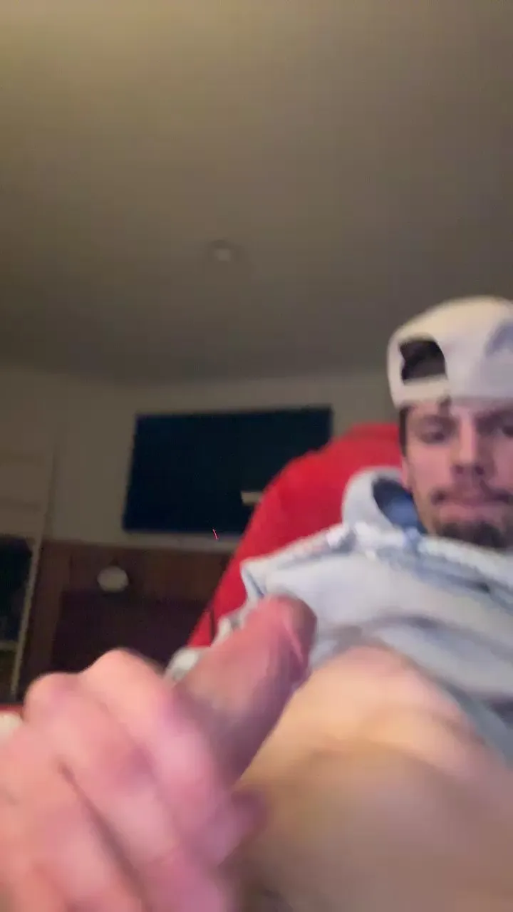 Offline thorshammer999 on Cam4