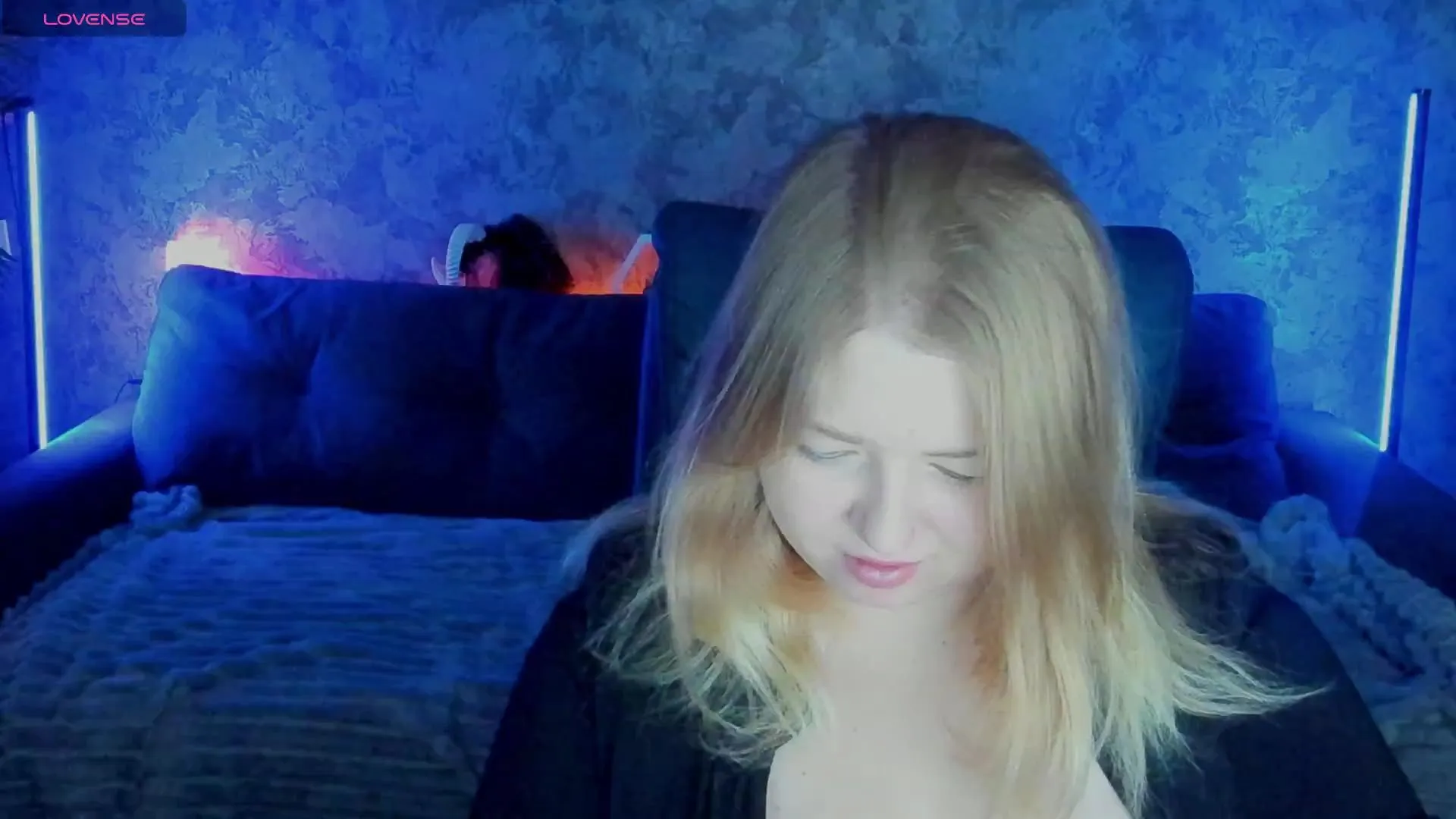 Offline Tinker_Beell on Cam4