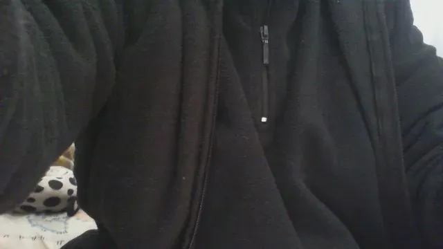 Offline tinyslut66 on Cam4