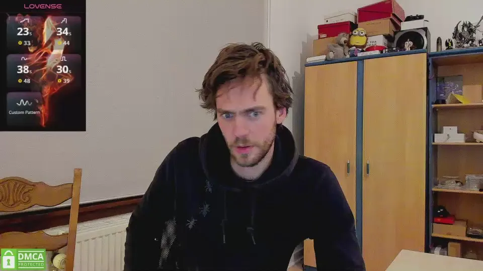 Freechat toinuss on Cam4