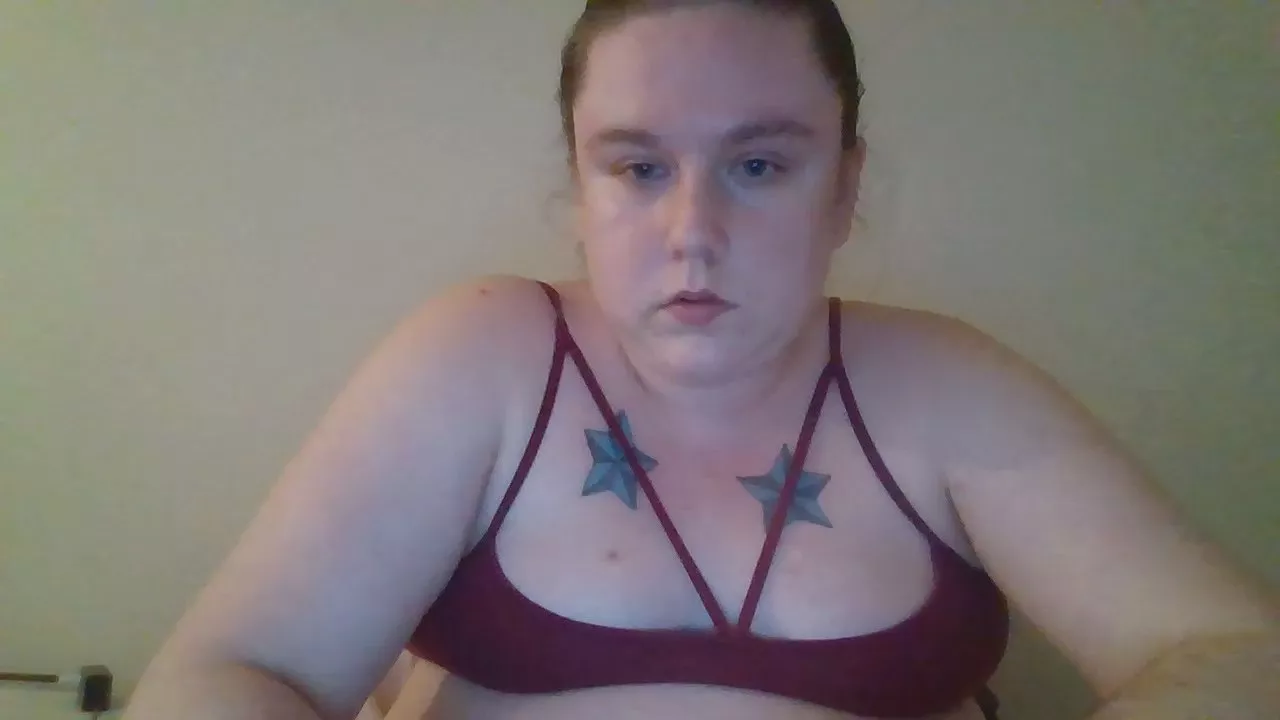 Offline TokerQueen25 on Cam4