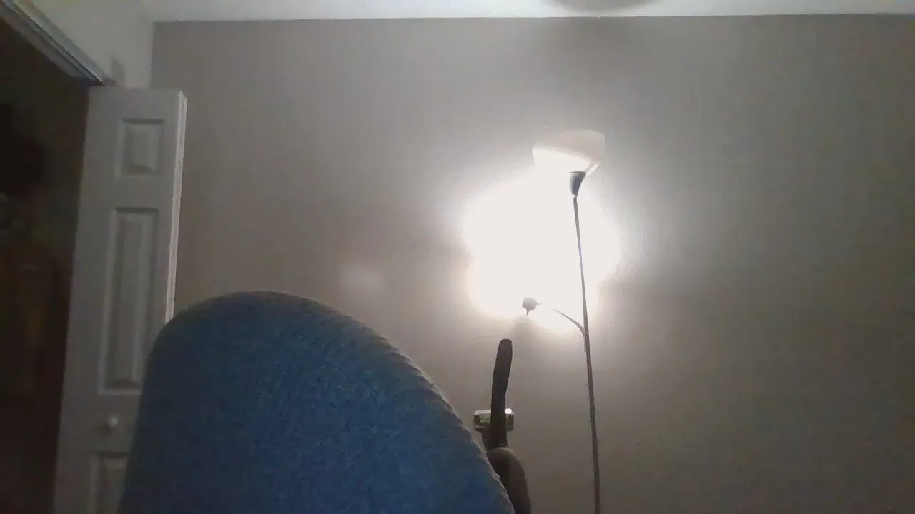 Offline TokerQueen25 on Cam4