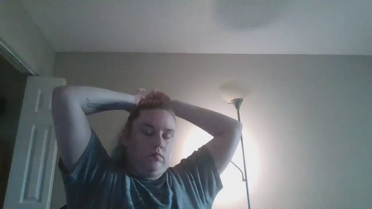 Offline TokerQueen25 on Cam4