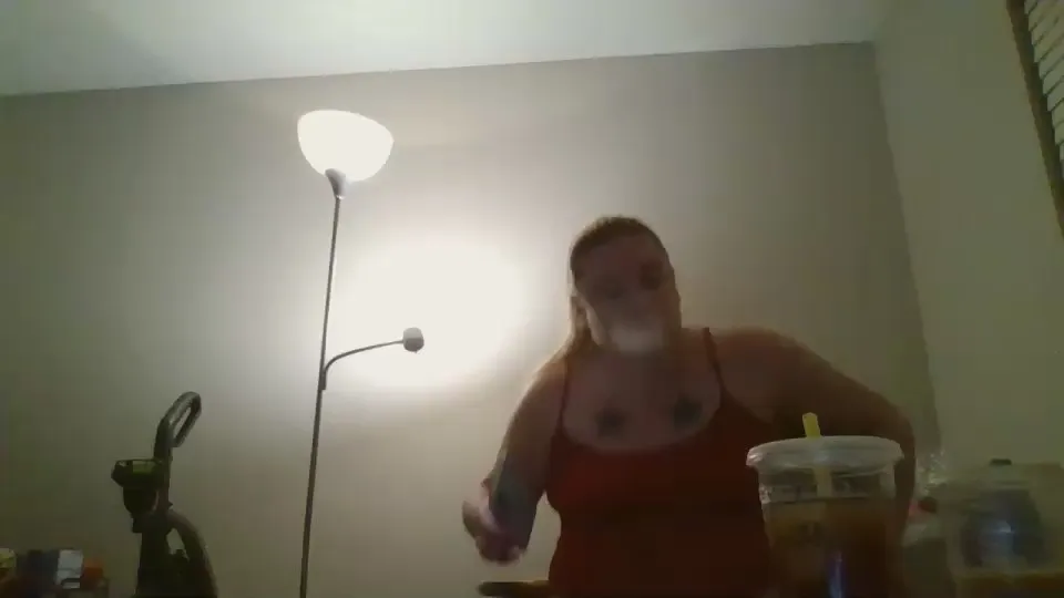 Offline TokerQueen25 on Cam4