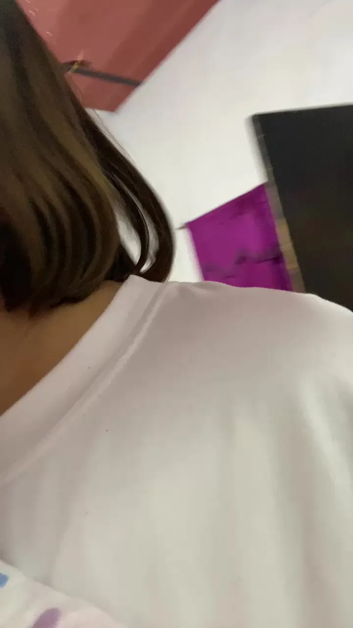 Offline tokyoparis on Cam4