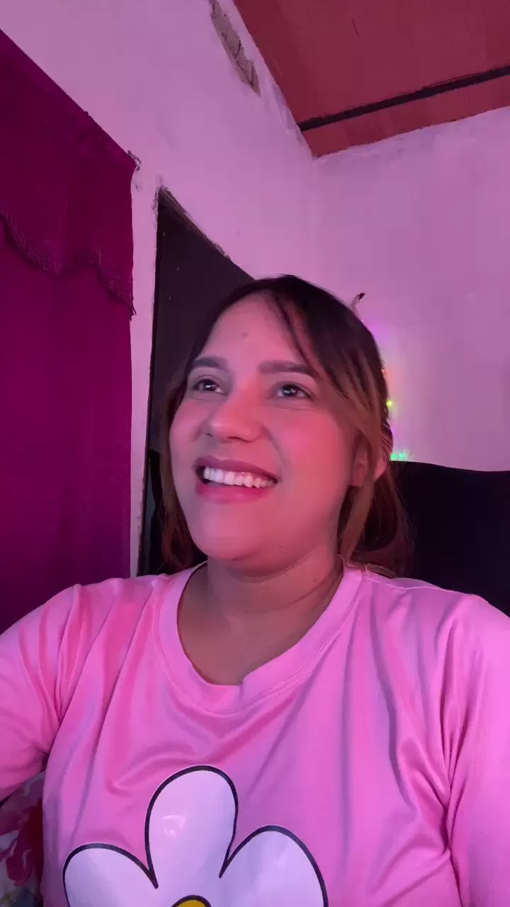 Offline tokyoparis on Cam4