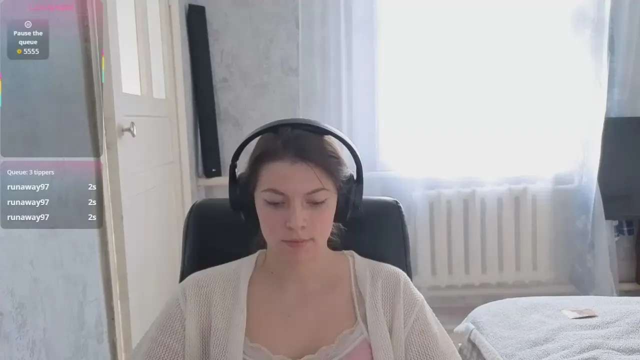 Offline TonyaNatiello on Cam4