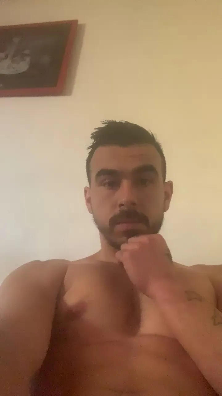 Offline Tonyxxx333 on Cam4