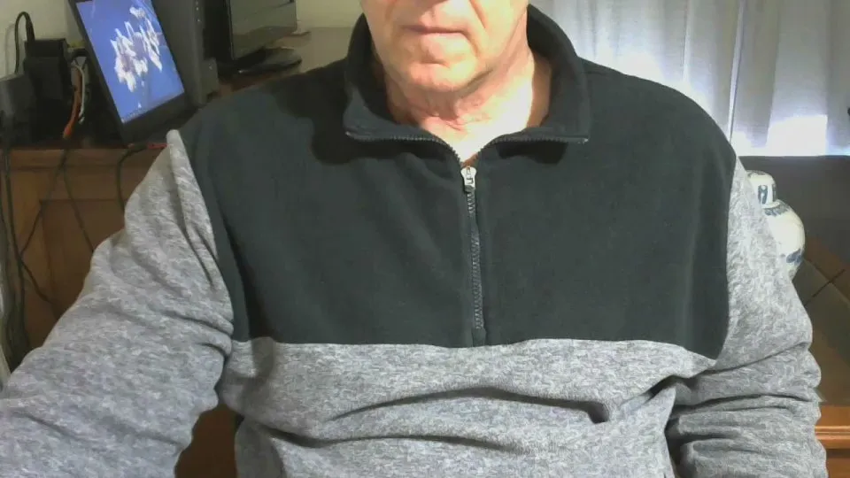 Offline Tonyxxx64 on Cam4