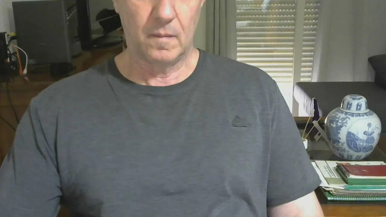 Offline Tonyxxx64 on Cam4