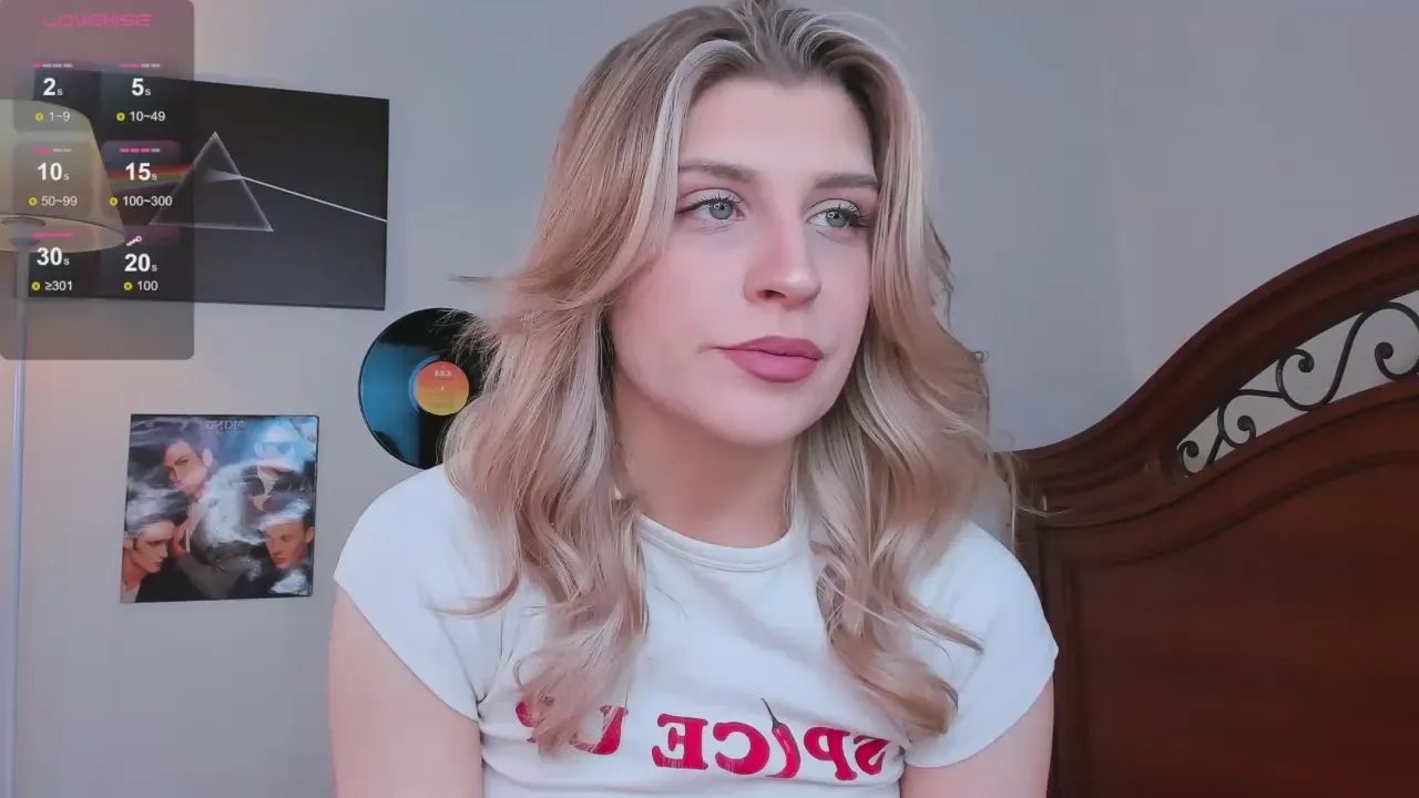 Offline touchmefull on Cam4