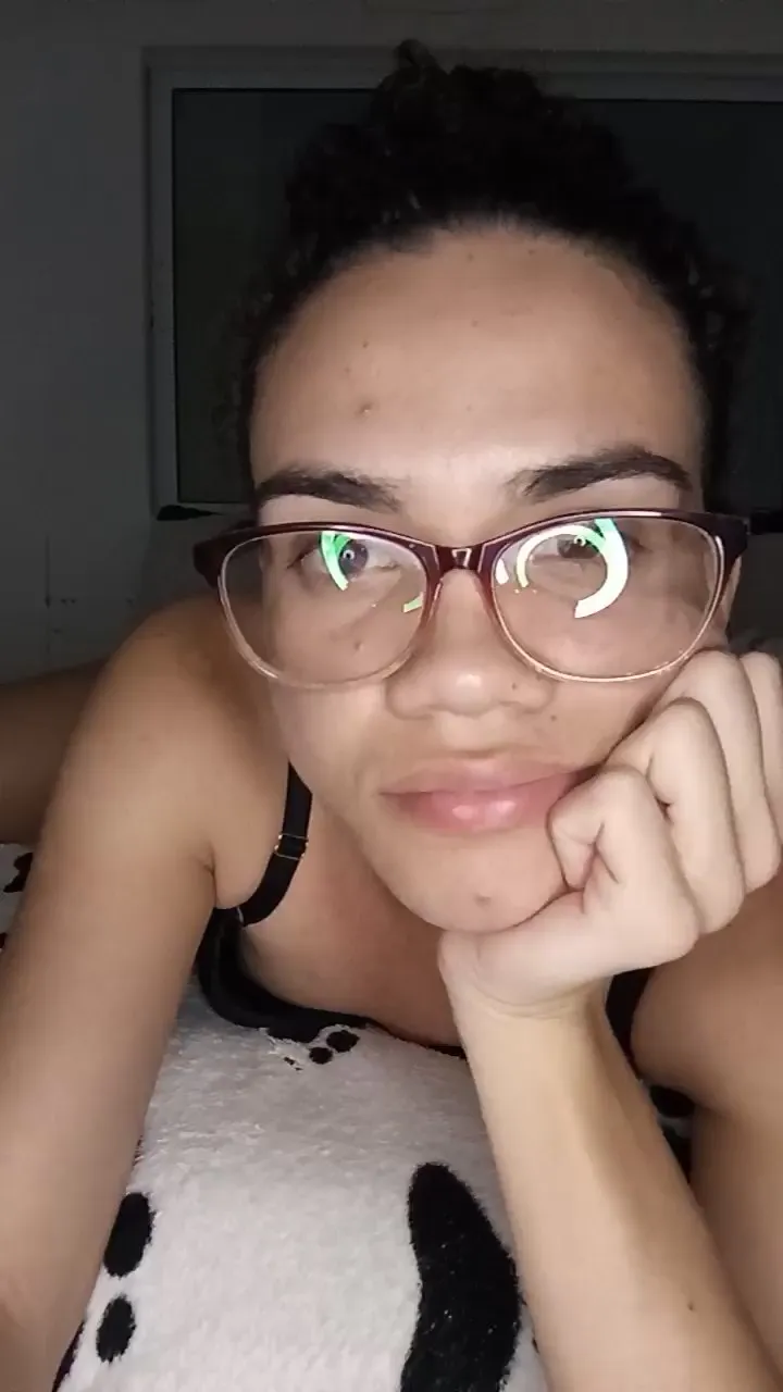 Freechat Transputinha83 on Cam4