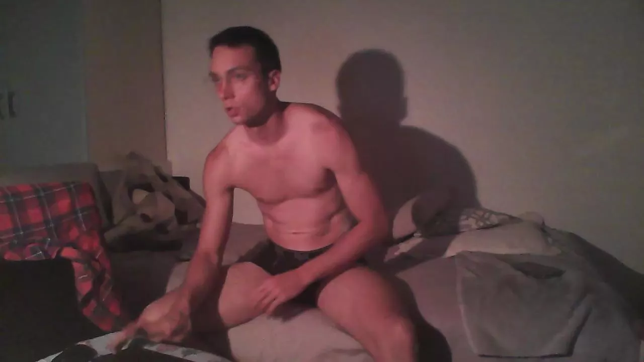 Offline TriesteSingle on Cam4