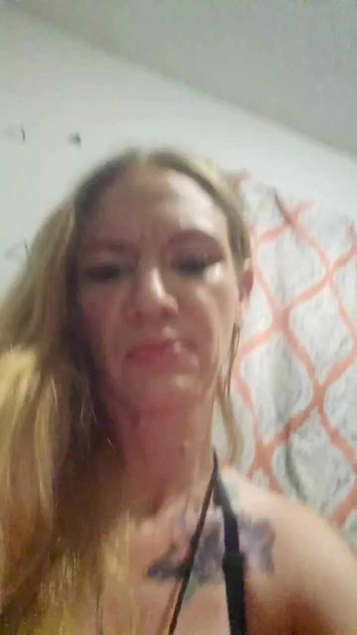 Offline TSAliceNfunland on Cam4