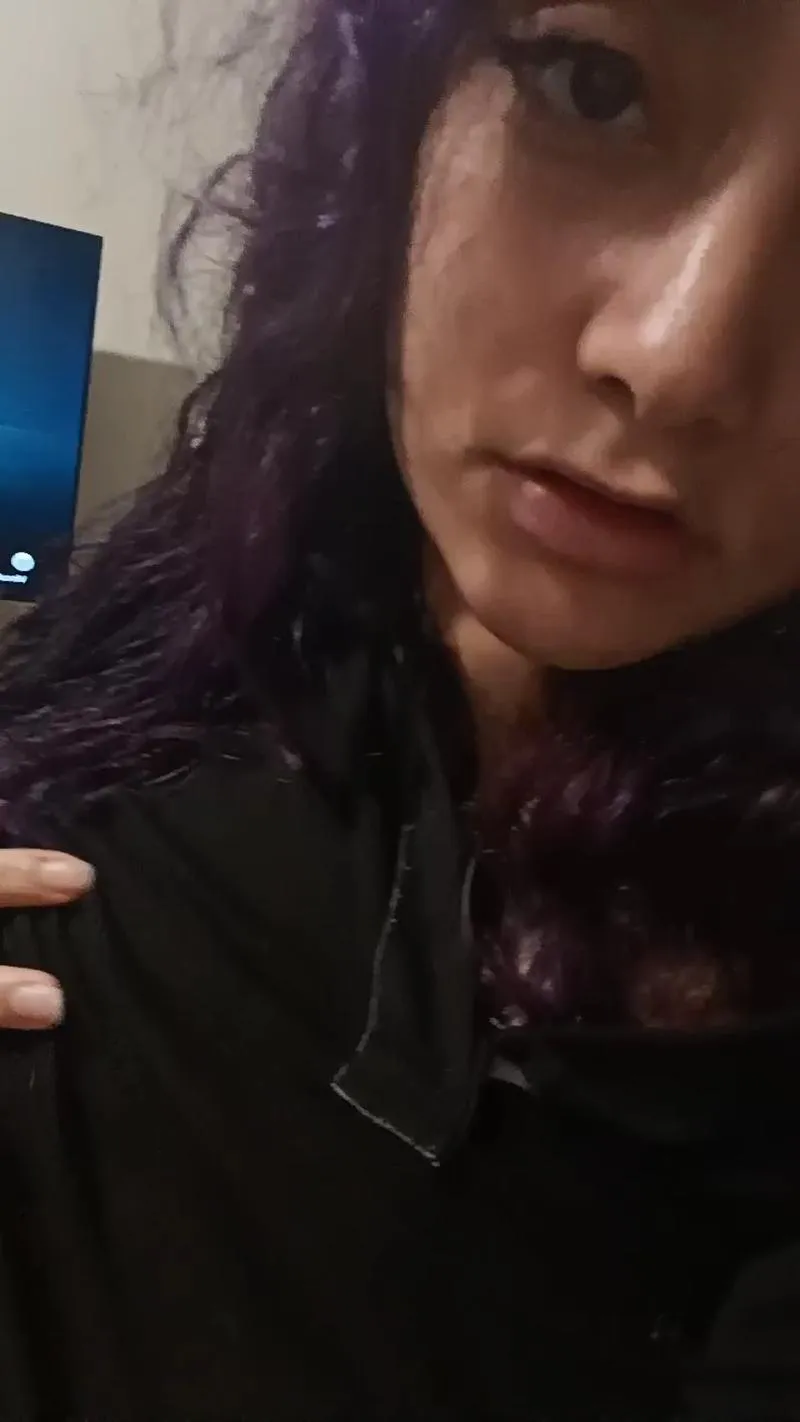 Offline Tucataleya on Cam4