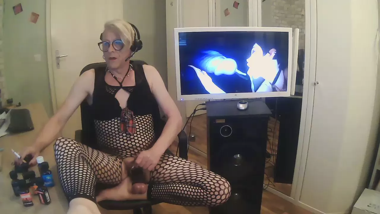 Offline tvchristinperv on Cam4