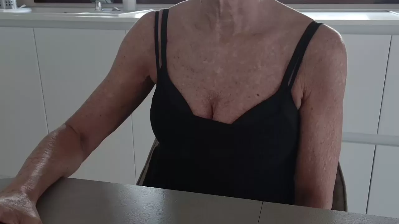 Offline una_passione on Cam4