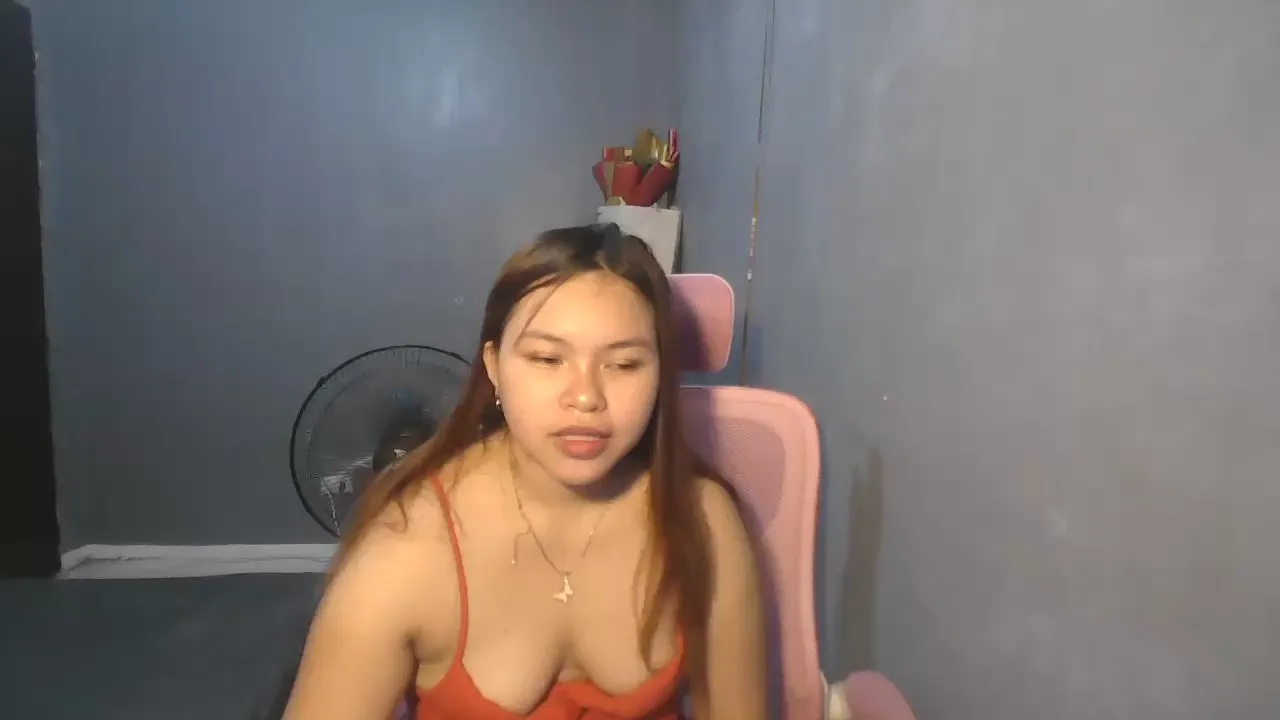 Offline Urhot_slutgirl on Cam4