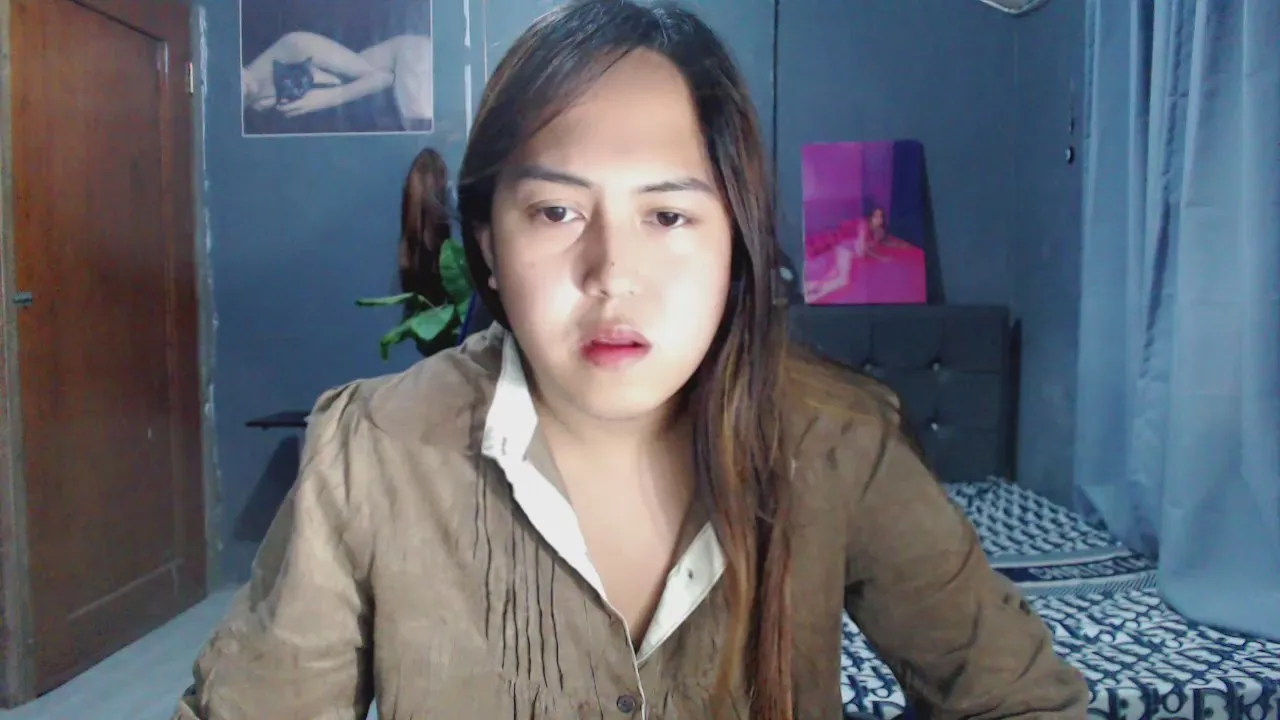 Freechat ursweetpinayxxx on Cam4