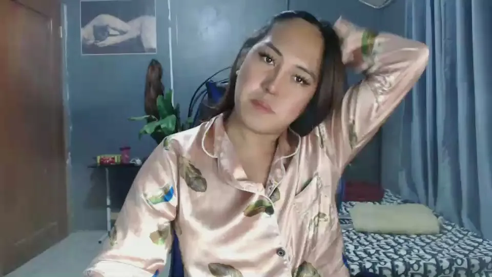 Freechat ursweetpinayxxx on Cam4