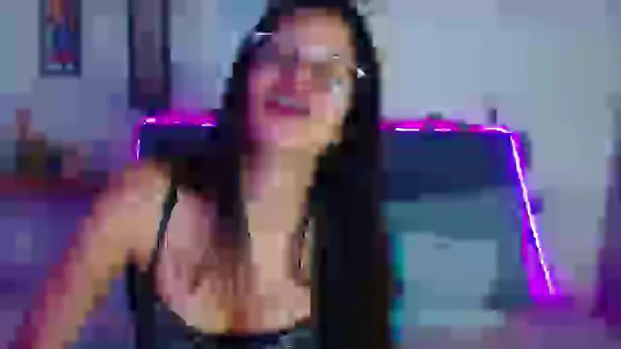 Offline valentiny_villa on Cam4