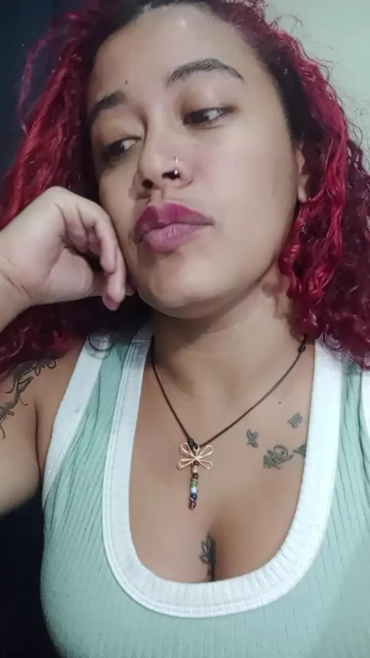 Offline valeriaherrera5 on Cam4