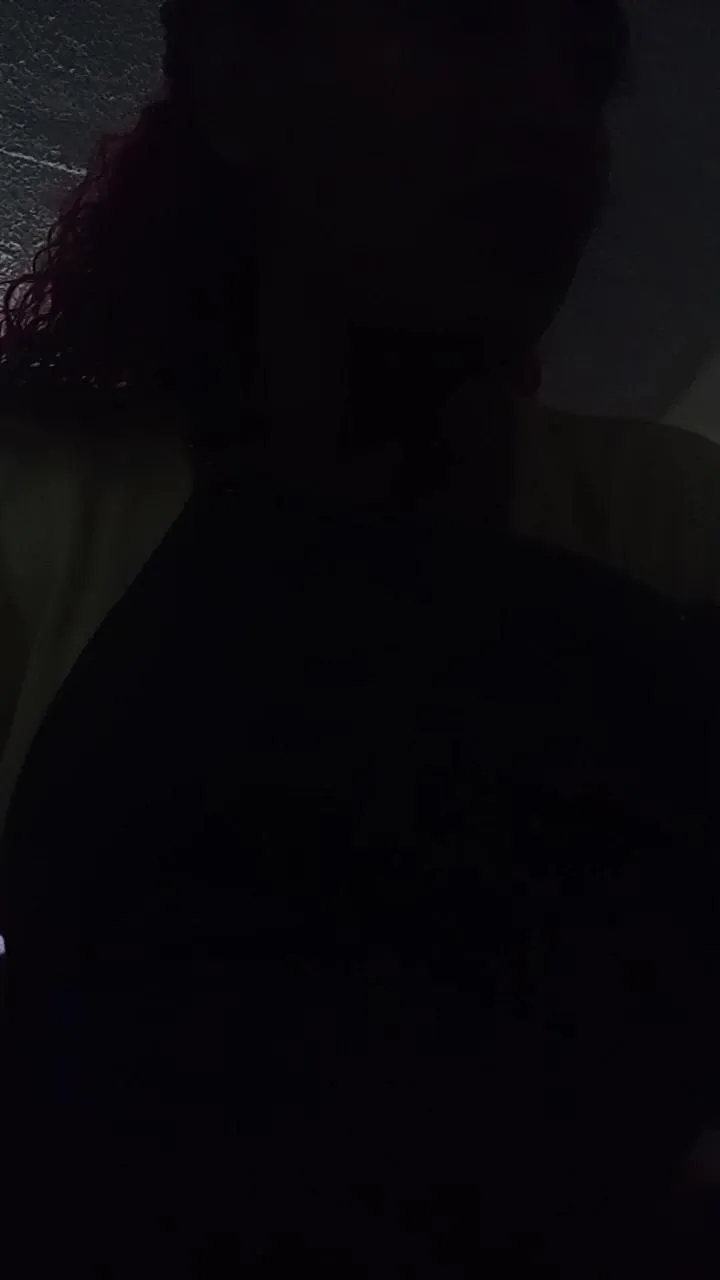 Offline valeriaherrera5 on Cam4