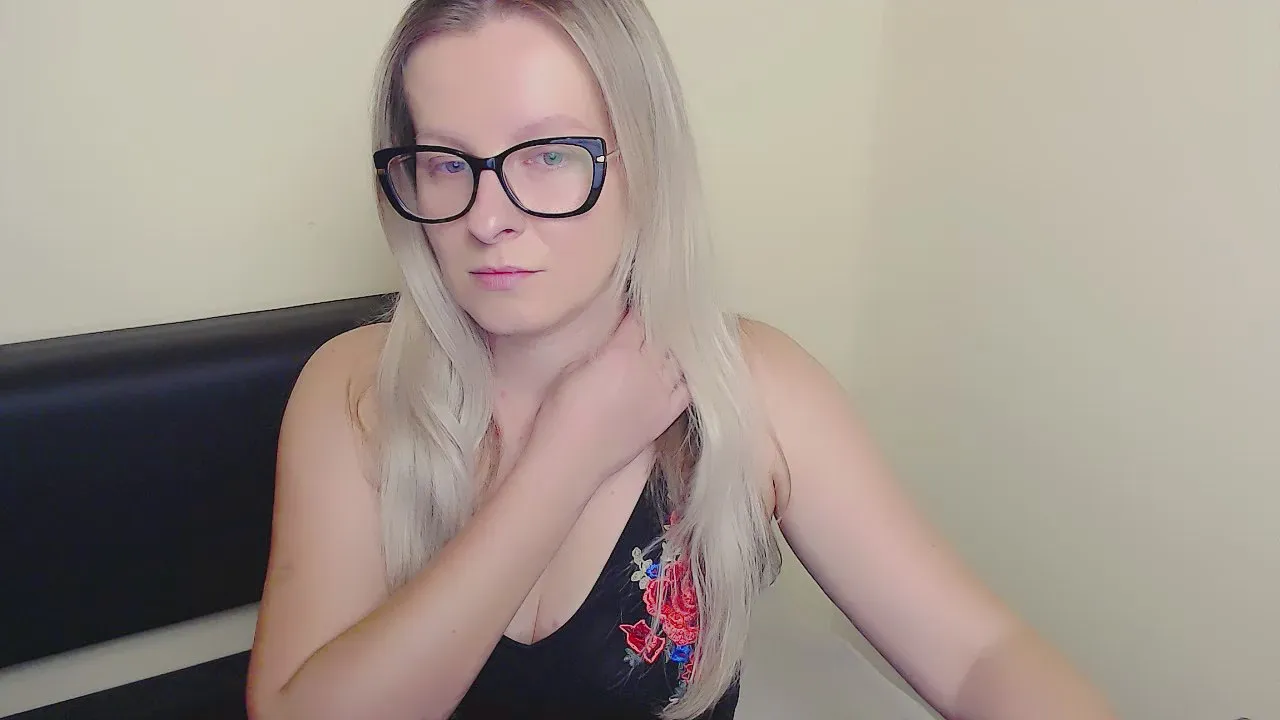 Offline VanillaX_ on Cam4