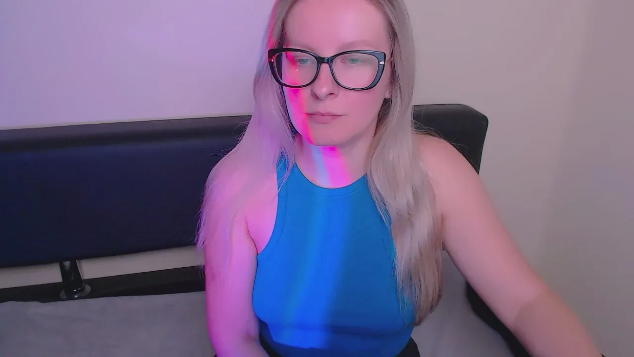 Offline VanillaX_ on Cam4