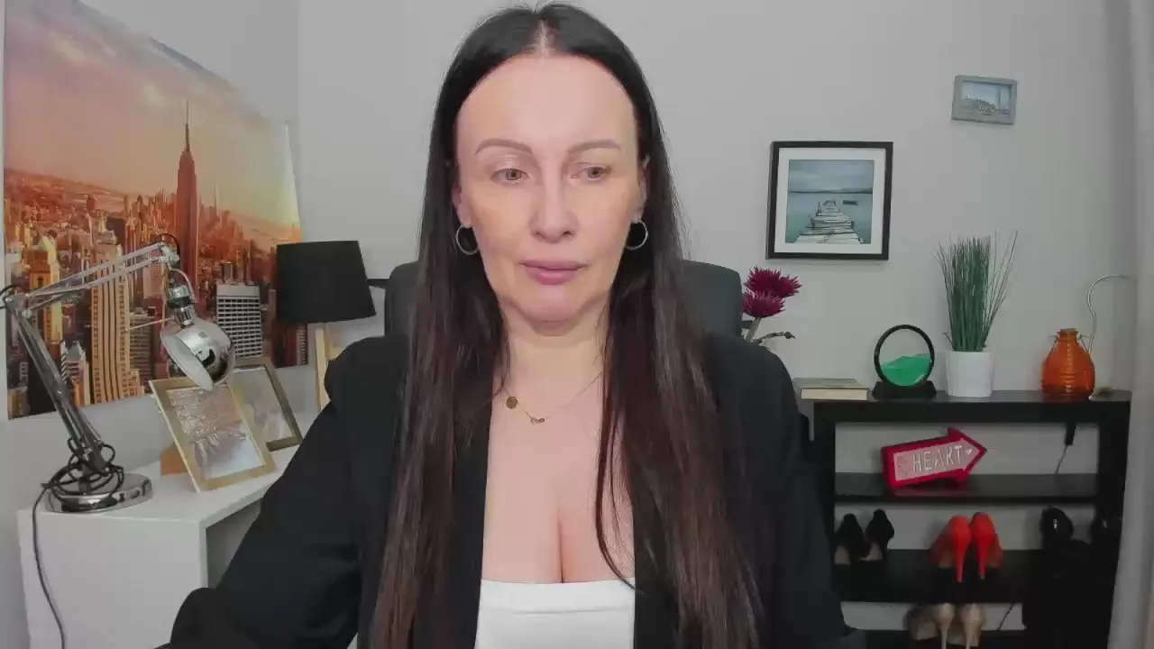 Offline velvet_jasmine on Cam4