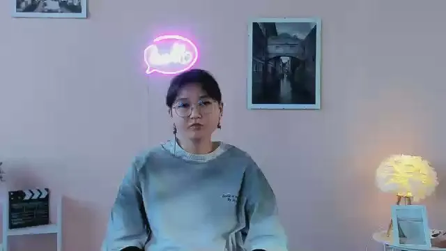 Offline VelvetNehring on Cam4