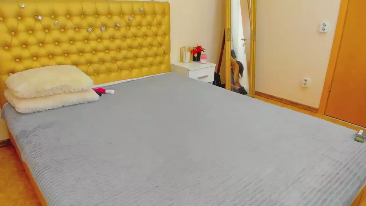 Freechat VeraWatts on Cam4