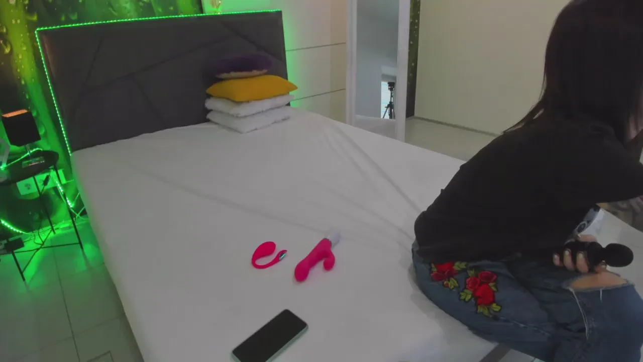 Freechat VeraWatts on Cam4